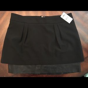 Black Express skirt, mini skirt,